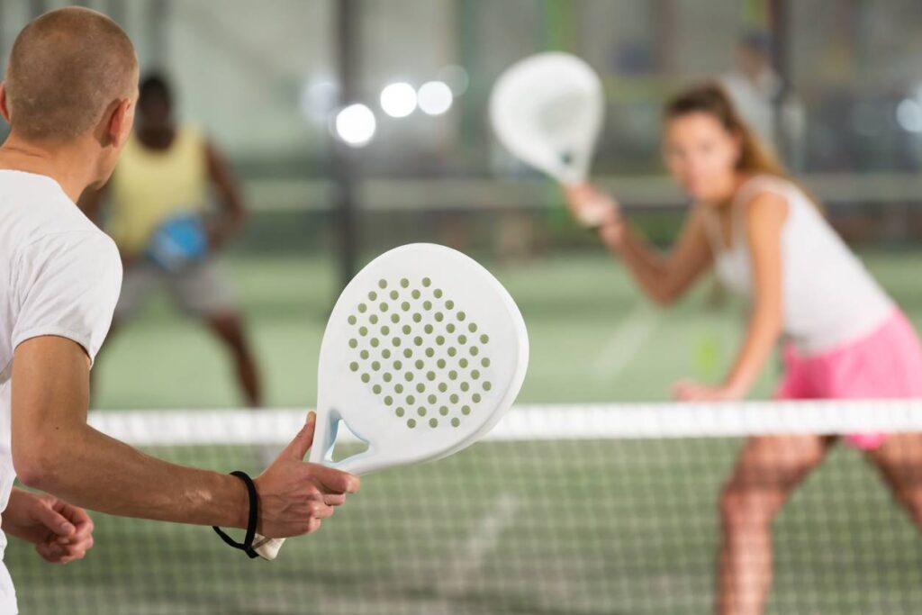 apprendre à jouer au padel