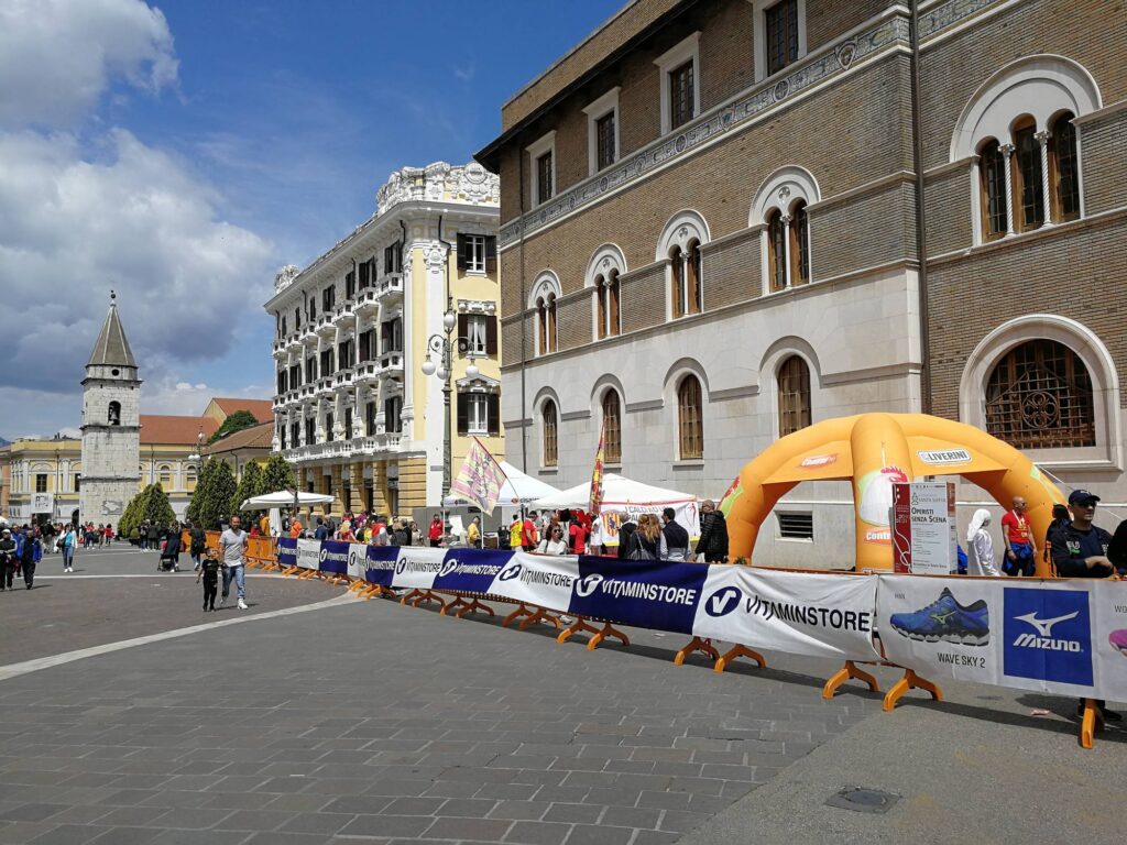 marathon sponsoring drapeau publicitaire