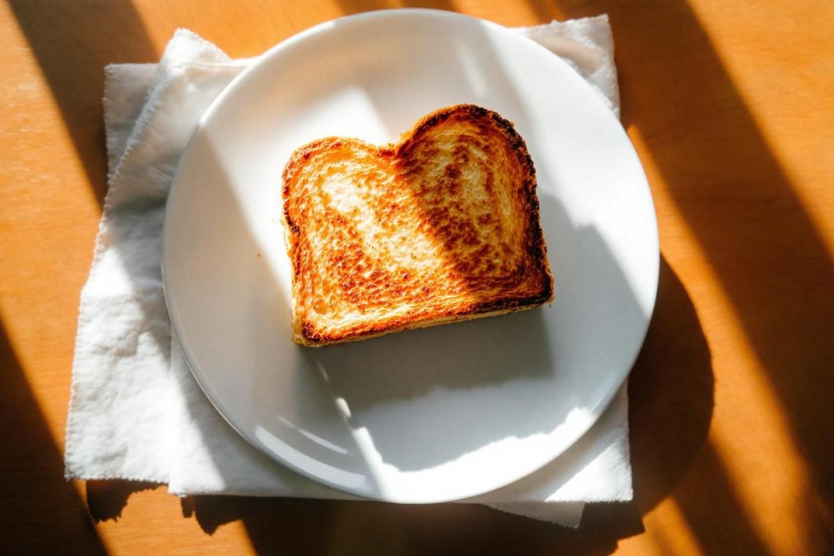 Pain grillé : calories et informations nutritionnelles complètes
